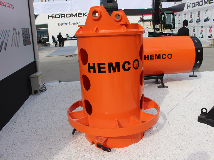 轉(zhuǎn)臺(tái)